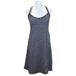The North Face Women's Built-In Bra Criss Cross Straps Zip Pocket Gray Dress- Lg